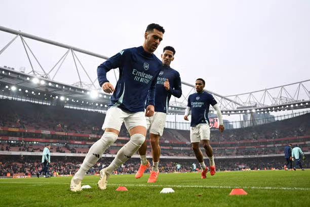 MU loại Arsenal trên chấm luân lưu ảnh 9
