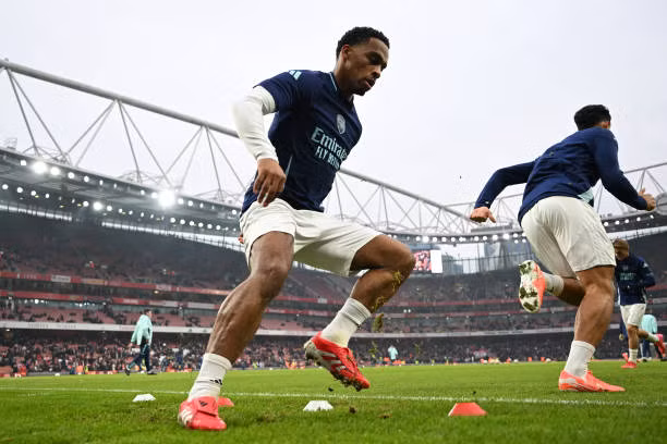 MU loại Arsenal trên chấm luân lưu ảnh 8
