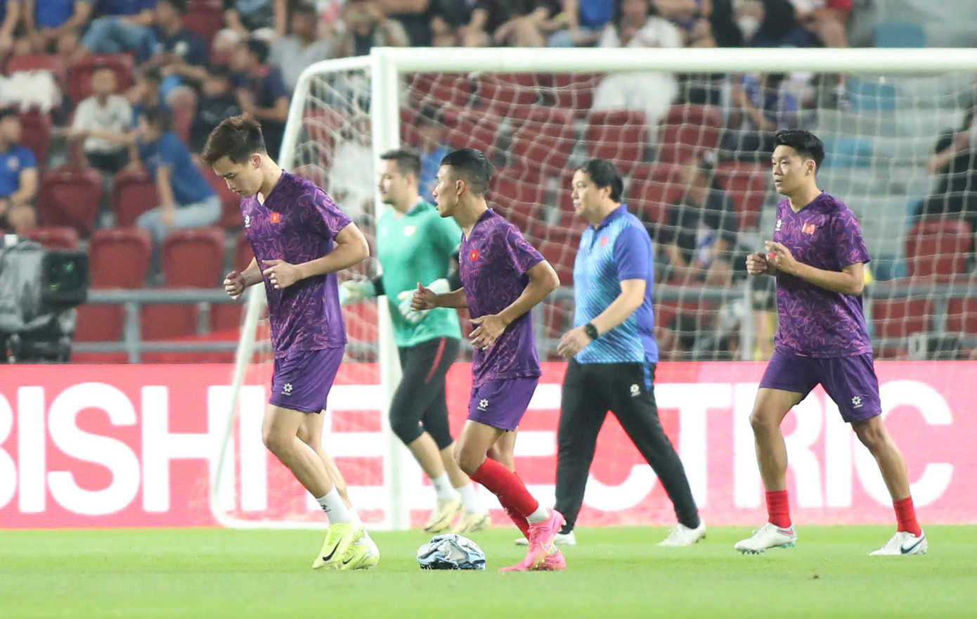 Đánh bại Thái Lan 3-2, tuyển Việt Nam đăng quang ASEAN Cup 2024 xứng đáng ảnh 18 Đánh bại Thái Lan 3-2, tuyển Việt Nam đăng quang ASEAN Cup 2024 xứng đáng ảnh 18