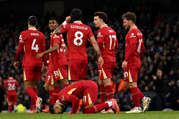 Liverpool thắng toàn diện Man City, bỏ xa Arsenal 11 điểm ảnh 7 Liverpool thắng toàn diện Man City, bỏ xa Arsenal 11 điểm ảnh 7