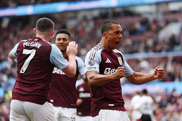 Thắng nhọc Fulham, Aston Villa 'thổi lửa' vào tốp 5 Ngoại hạng Anh ảnh 4