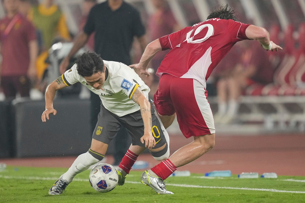 Tuyển Trung Quốc bất lực trước Indonesia. Ảnh: AP