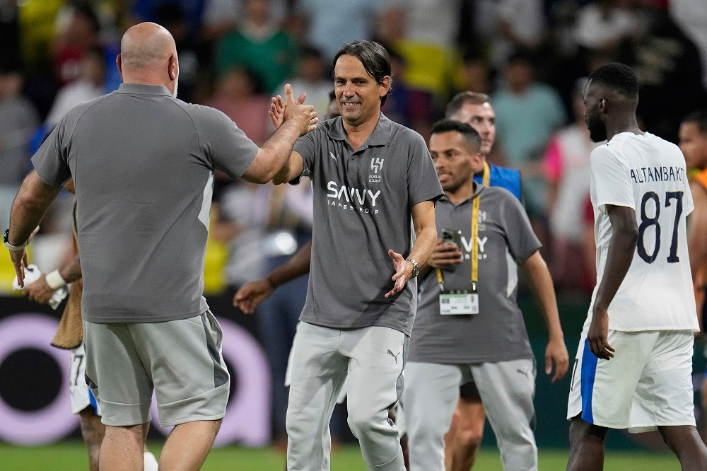 Al Hilal thẳng tiến vào vòng 1/8 Al Hilal thẳng tiến vào vòng 1/8