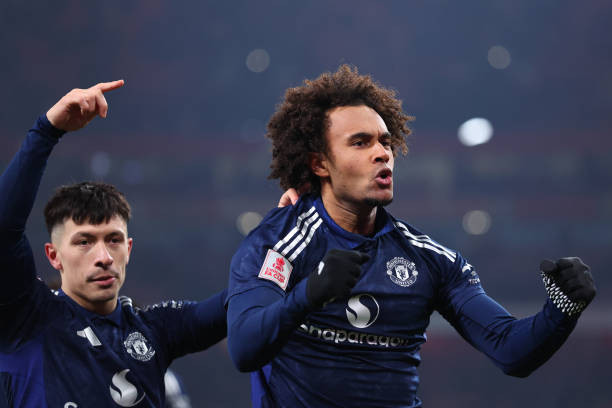 MU loại Arsenal trên chấm luân lưu ảnh 29