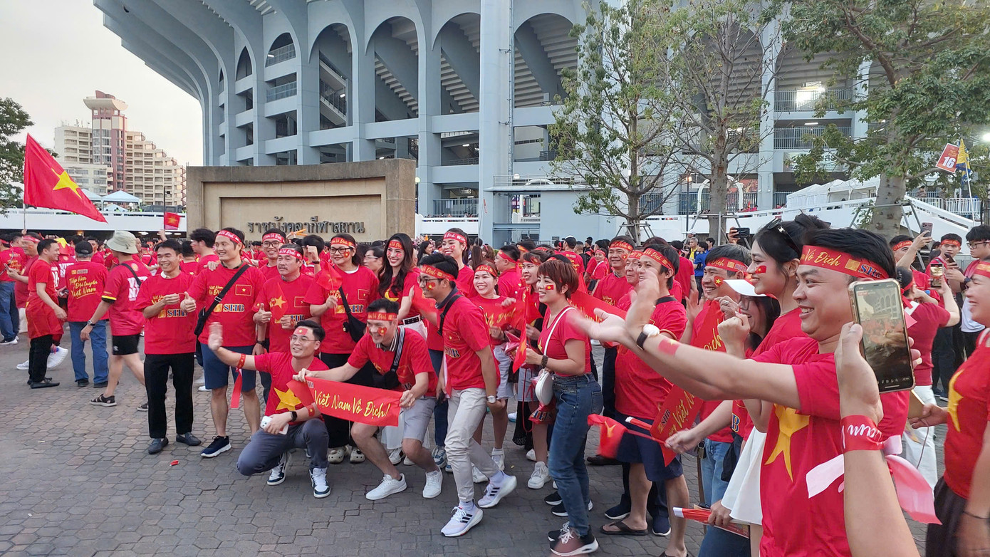 Đánh bại Thái Lan 3-2, tuyển Việt Nam đăng quang ASEAN Cup 2024 xứng đáng ảnh 2 Đánh bại Thái Lan 3-2, tuyển Việt Nam đăng quang ASEAN Cup 2024 xứng đáng ảnh 2
