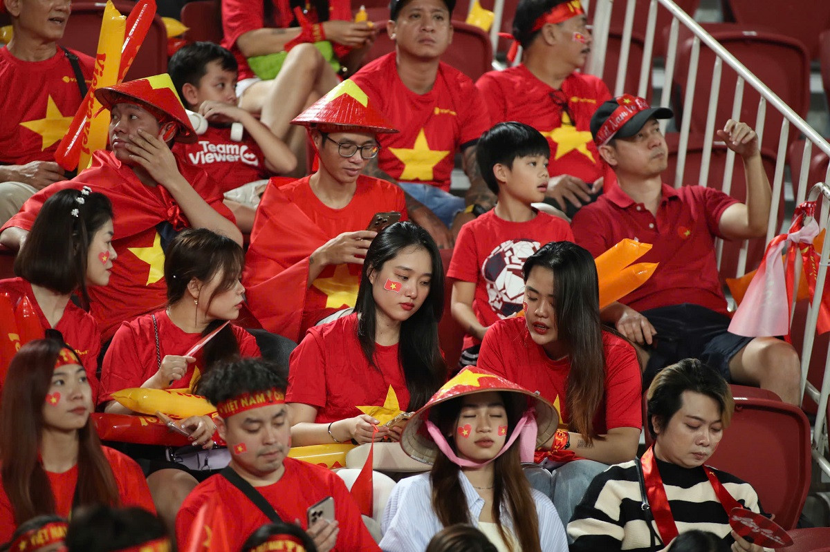 Đánh bại Thái Lan 3-2, tuyển Việt Nam đăng quang ASEAN Cup 2024 xứng đáng ảnh 11 Đánh bại Thái Lan 3-2, tuyển Việt Nam đăng quang ASEAN Cup 2024 xứng đáng ảnh 11
