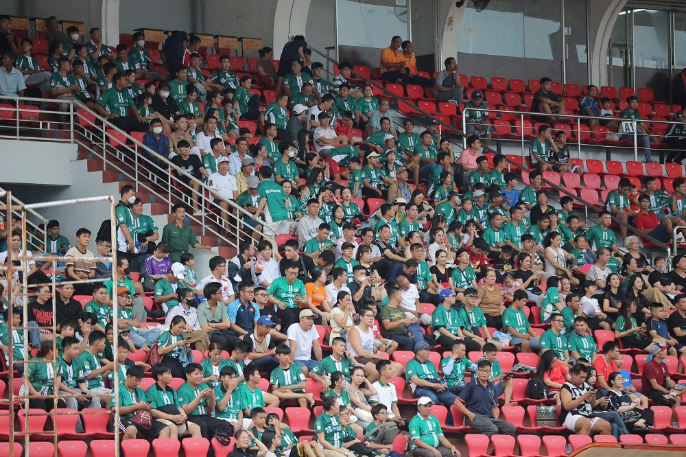 Công Phượng thua Bùi Tiến Dũng trên chấm 11m, SHB Đà Nẵng trụ hạng V-League ảnh 4