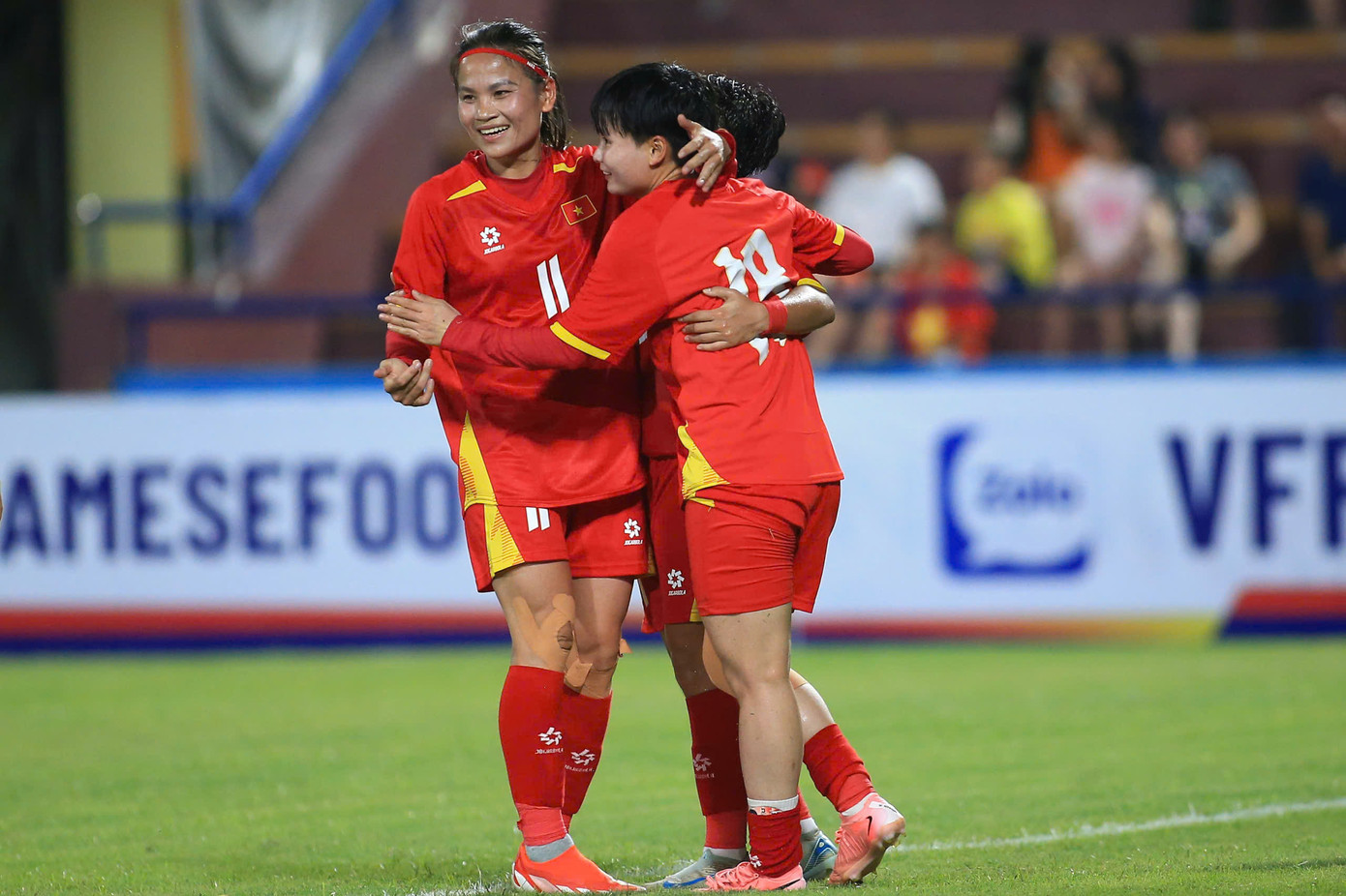 Tuyển nữ Việt Nam thắng đậm UAE, tiến sát vòng chung kết Asian Cup nữ 2026 ảnh 5