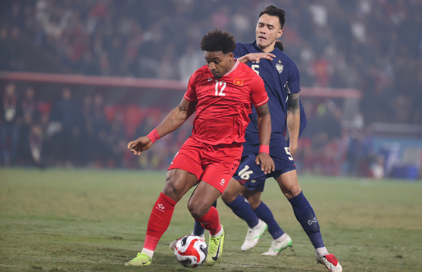 Xuân Son lập cú đúp, Việt Nam lần đầu đánh bại Thái Lan trên sân nhà sau 27 năm ảnh 28