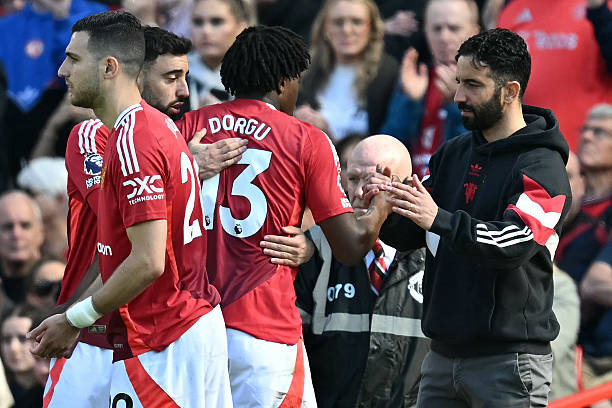 Wolves đánh sập MU ngay tại 'pháo đài' Old Trafford ảnh 7 Wolves đánh sập MU ngay tại 'pháo đài' Old Trafford ảnh 7