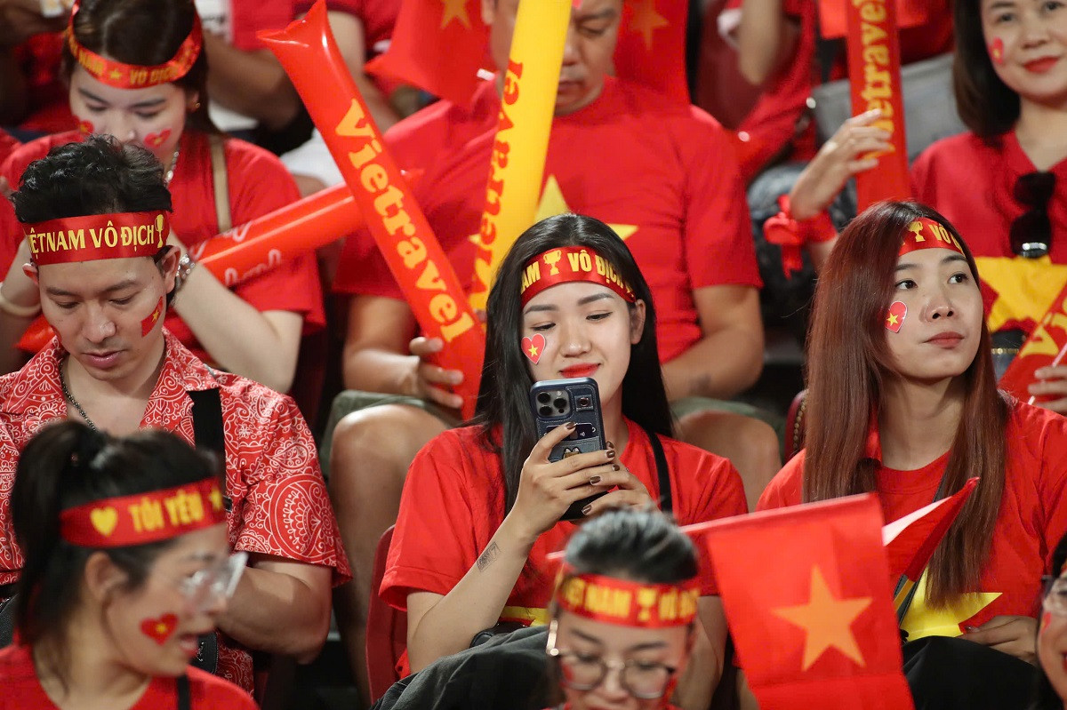 Đánh bại Thái Lan 3-2, tuyển Việt Nam đăng quang ASEAN Cup 2024 xứng đáng ảnh 8 Đánh bại Thái Lan 3-2, tuyển Việt Nam đăng quang ASEAN Cup 2024 xứng đáng ảnh 8