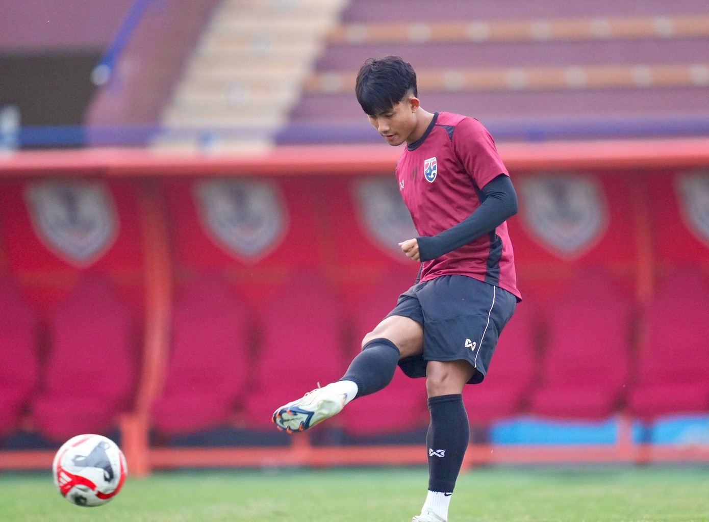 Suphanat sẵn sàng cho trận chung kết với Việt Nam. Ảnh: FAT Suphanat sẵn sàng cho trận chung kết với Việt Nam. Ảnh: FAT