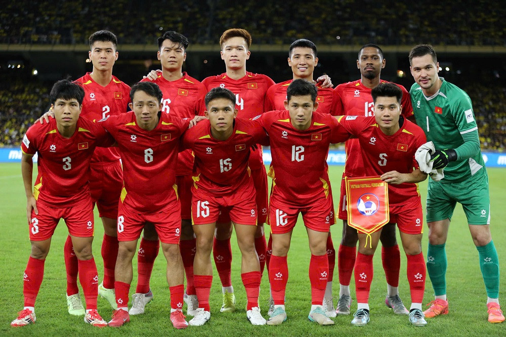 ĐT Việt Nam ngày càng xa tốp 100 BXH FIFA