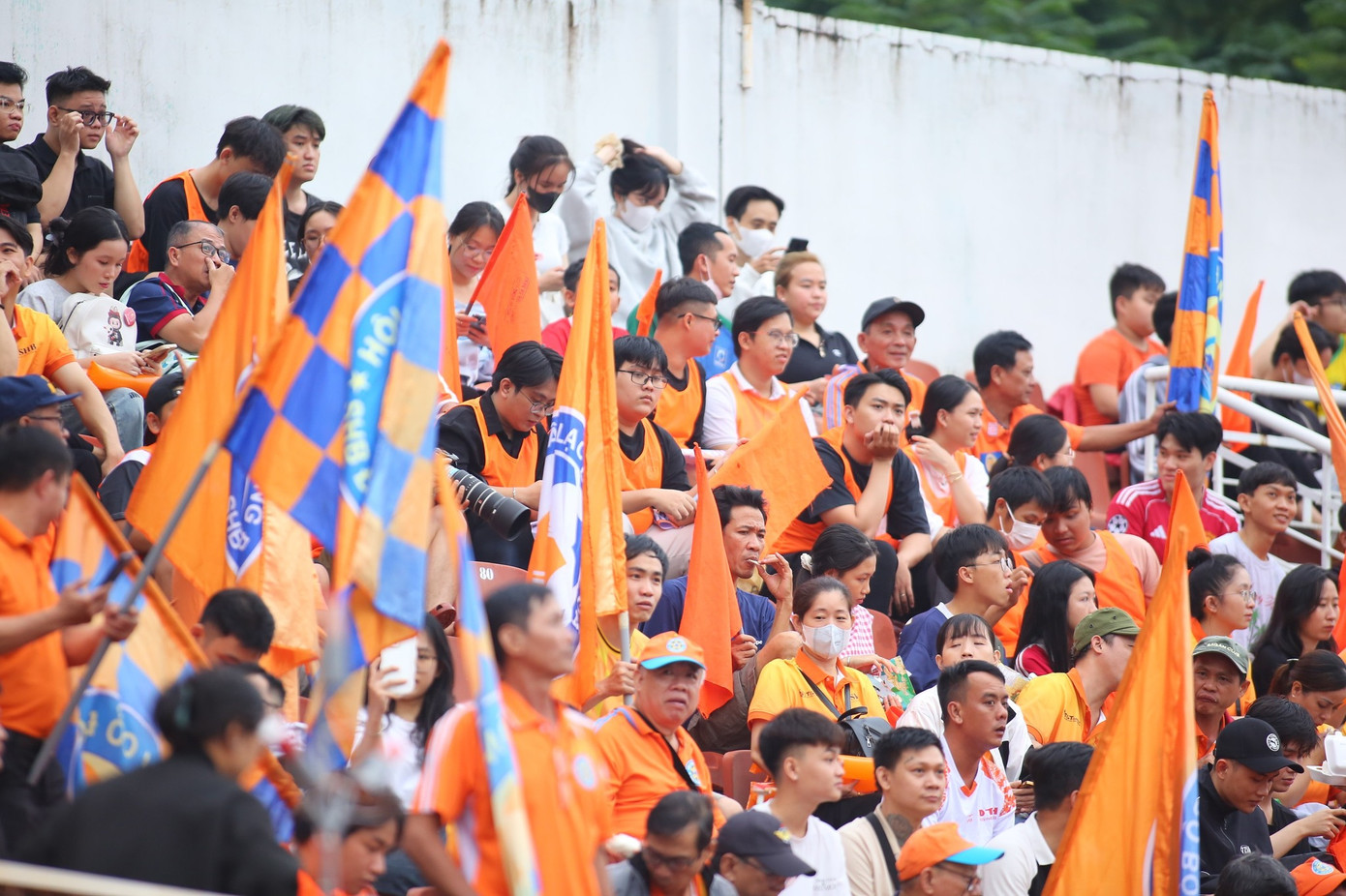 Công Phượng thua Bùi Tiến Dũng trên chấm 11m, SHB Đà Nẵng trụ hạng V-League ảnh 2