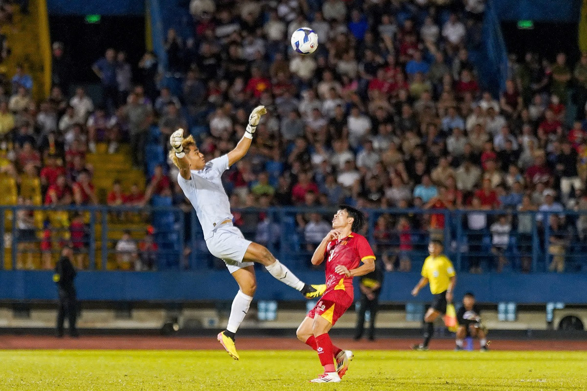 Việt Nam chơi chậm chờ cơ hội phản công. Ảnh: Phú Thọ