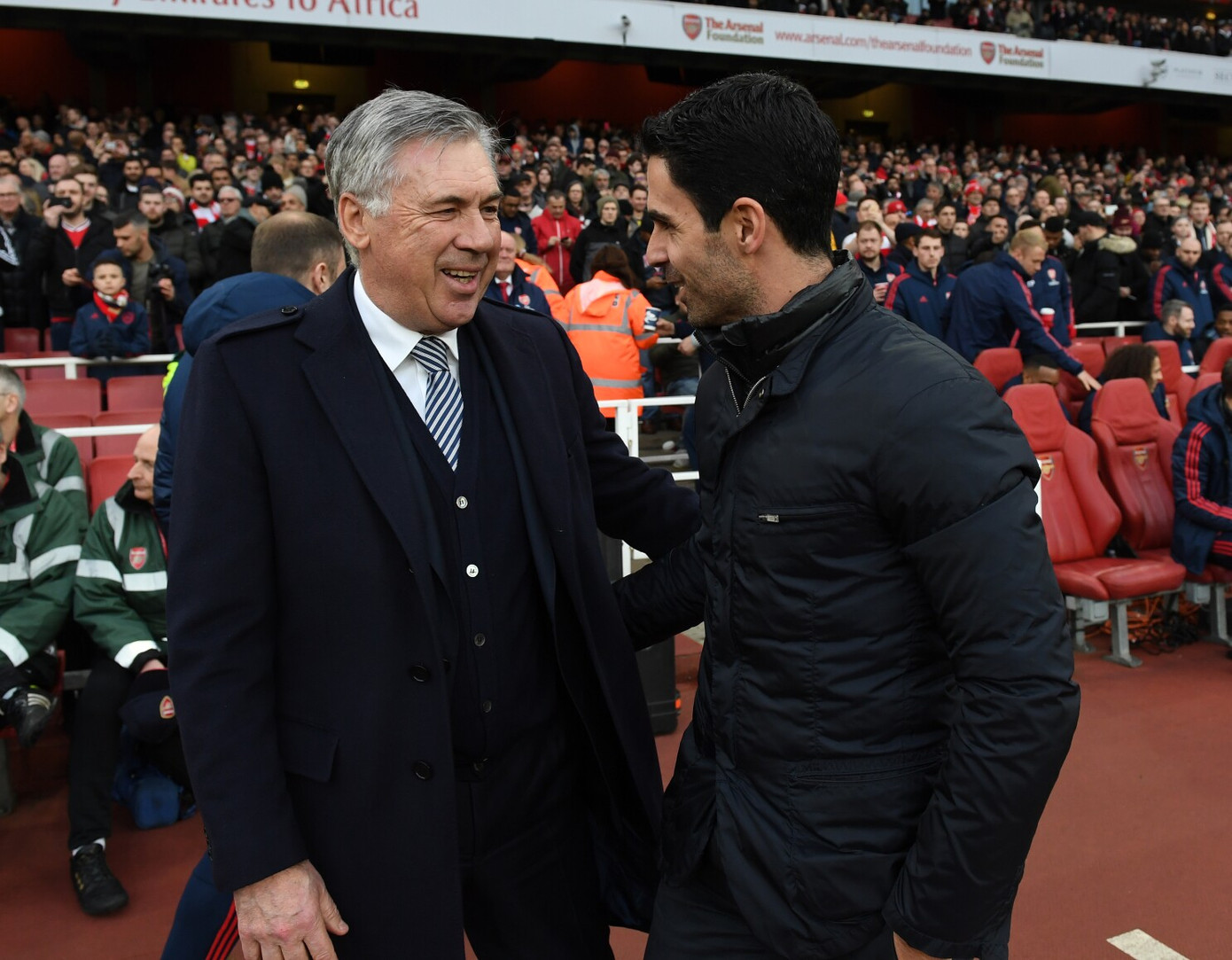 HLV Arteta có màn đấu trí đáng chú ý với Ancelotti