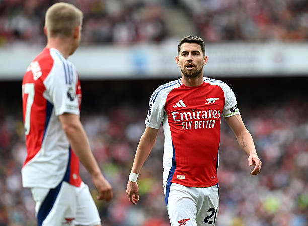 Hòa Brentford, Arsenal cạn hy vọng vô địch Ngoại hạng Anh ảnh 5