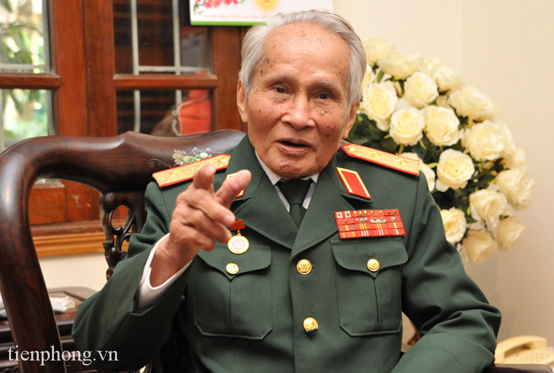 Trung tướng Nguyễn Quốc Thước, nguyên Tư lệnh quân khu IV, Đại biểu Quốc hội các khóa VIII, IX, X