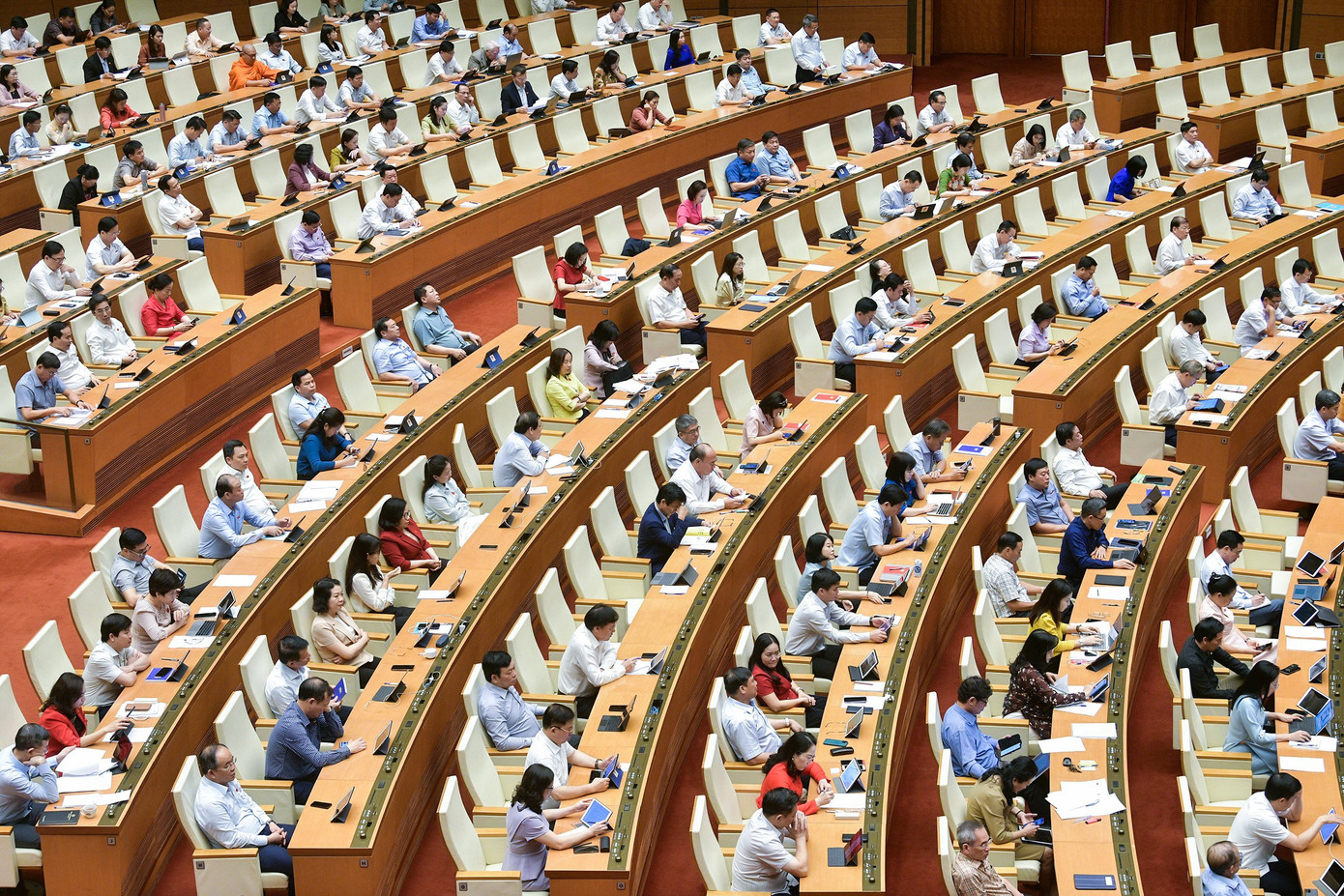 Ngày 27/5, Quốc hội sẽ thảo luận về một số nội dung còn ý kiến khác nhau trong dự thảo Luật Bảo hiểm xã hội (sửa đổi). Ngày 27/5, Quốc hội sẽ thảo luận về một số nội dung còn ý kiến khác nhau trong dự thảo Luật Bảo hiểm xã hội (sửa đổi).