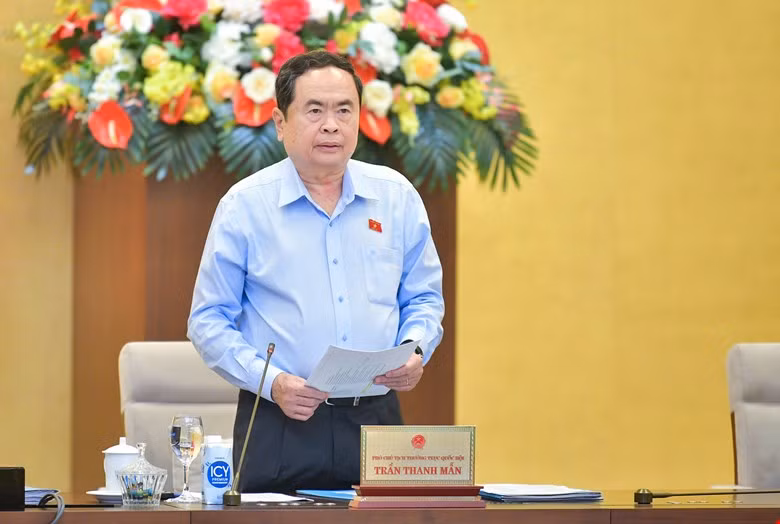 Phó Chủ tịch Thường trực Quốc hội Trần Thanh Mẫn phát biểu khai mạc phiên họp. (Ảnh Quốc hội) Phó Chủ tịch Thường trực Quốc hội Trần Thanh Mẫn phát biểu khai mạc phiên họp. (Ảnh Quốc hội)