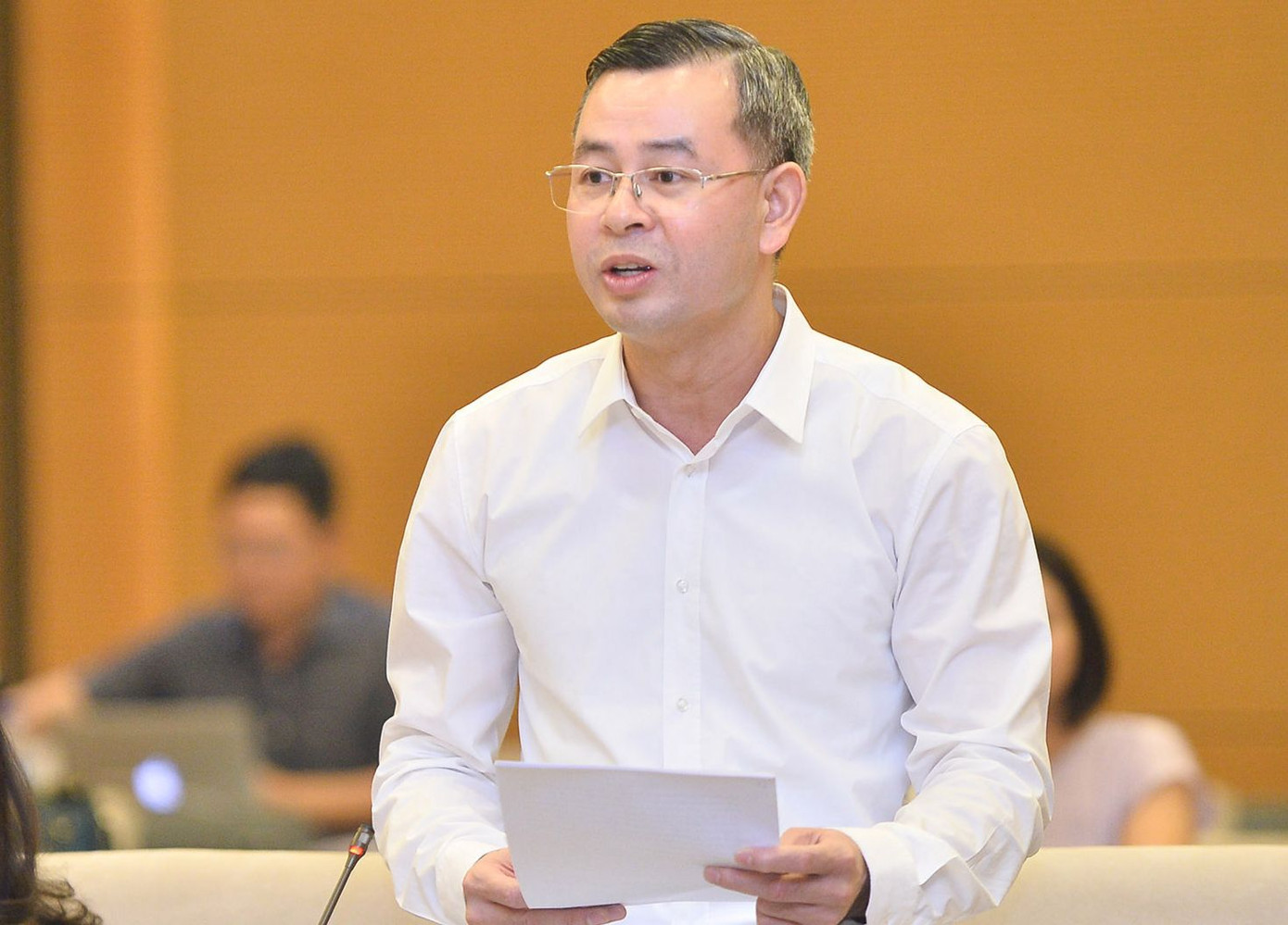 Tổng Kiểm toán nhà nước Ngô Văn Tuấn tại phiên họp Ủy ban Thường vụ Quốc hội