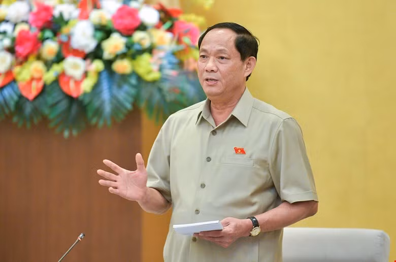 Phó Chủ tịch Quốc hội Trần Quang Phương. Phó Chủ tịch Quốc hội Trần Quang Phương.