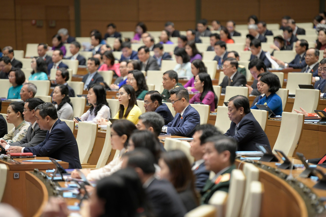 Các đại biểu Quốc hội tham dự phiên khai mạc. Ảnh: Như Ý