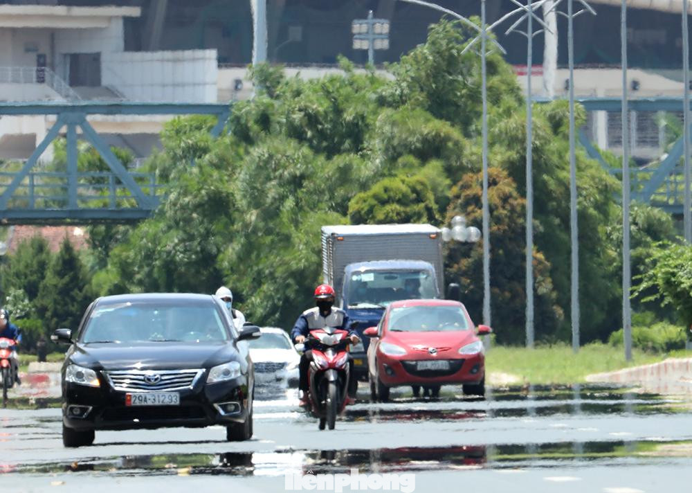 Thời tiết tại Hà Nội hôm nay (1/6) trời có mây, ngày nắng nóng gay gắt, có nơi đặc biệt gay gắt
