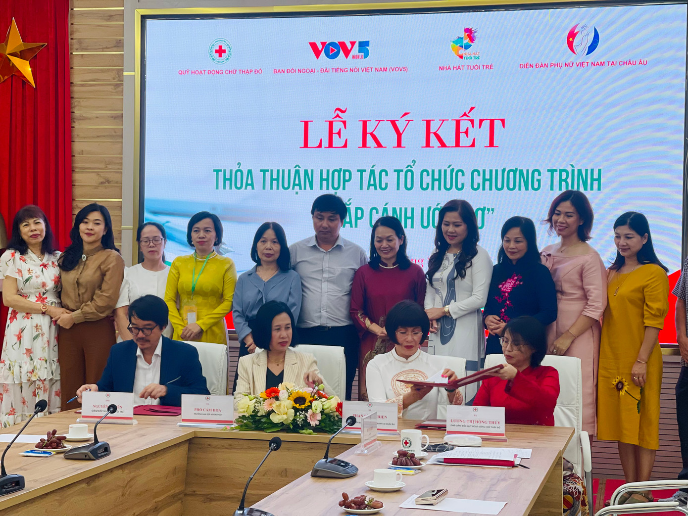 Bốn đơn vị cùng ký kết Thỏa thuận hợp tác tổ chức chương trình "Chắp cánh ước mơ" từ năm 2024.