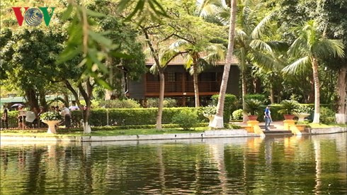 Nhà sàn Bác Hồ - di tích đặc biệt trong khu di tích quốc gia đặc biệt ảnh 1