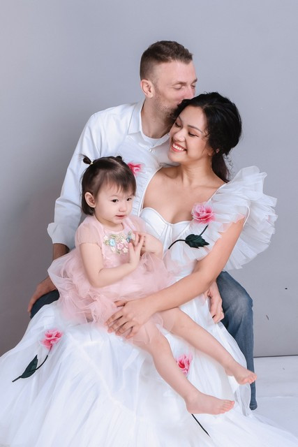 Phương Vy từng bị miệt thị vì tăng cân mất kiểm soát sau khi sinh con ảnh 2