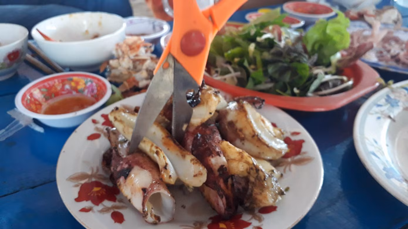 Những điểm ăn chơi ngon, bổ, rẻ, đẹp mê hồn khi tới Phú Yên ảnh 7