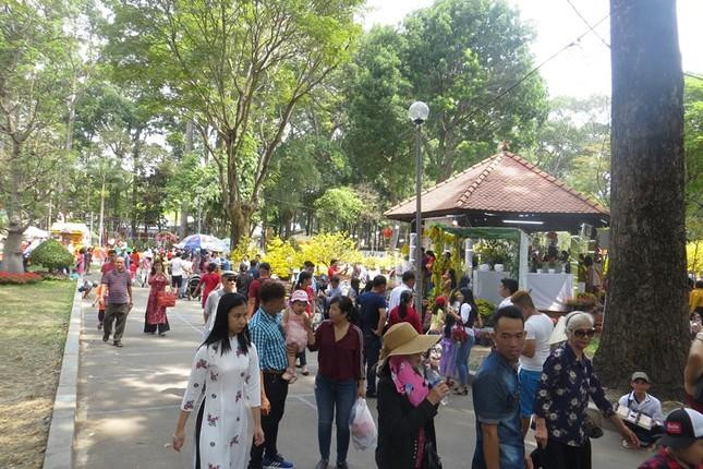 Hội hoa xuân Tao Đàn luôn thu hút khách tham dự