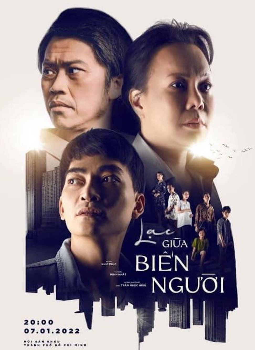 Hoài Linh trên poster vở diễn "Lạc giữa biển người"