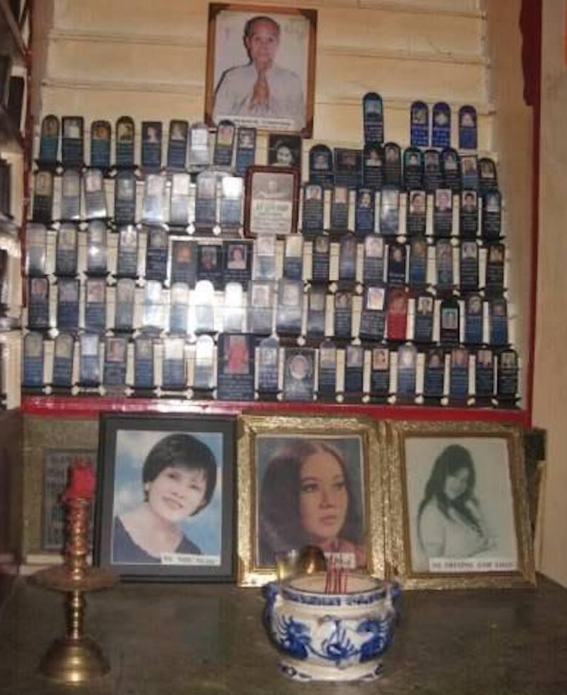 Nơi thờ tự các nghệ sỹ đã qua đời và chôn cất tại Chùa Nghệ sỹ Nơi thờ tự các nghệ sỹ đã qua đời và chôn cất tại Chùa Nghệ sỹ