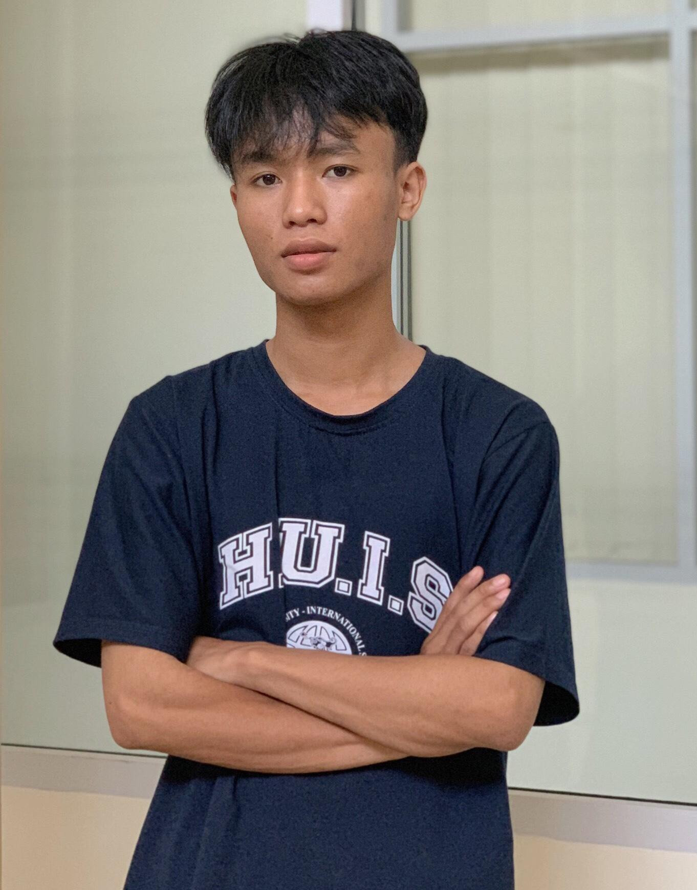 Hồ Văn Bửu, cậu sinh viên nghèo người dân tộc Pa Cô