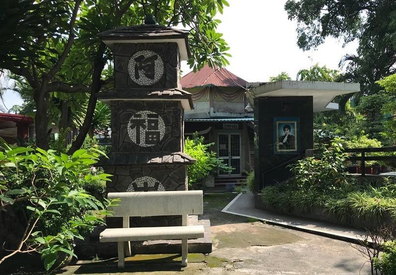 Một góc nghĩa trang nghệ sỹ Một góc nghĩa trang nghệ sỹ