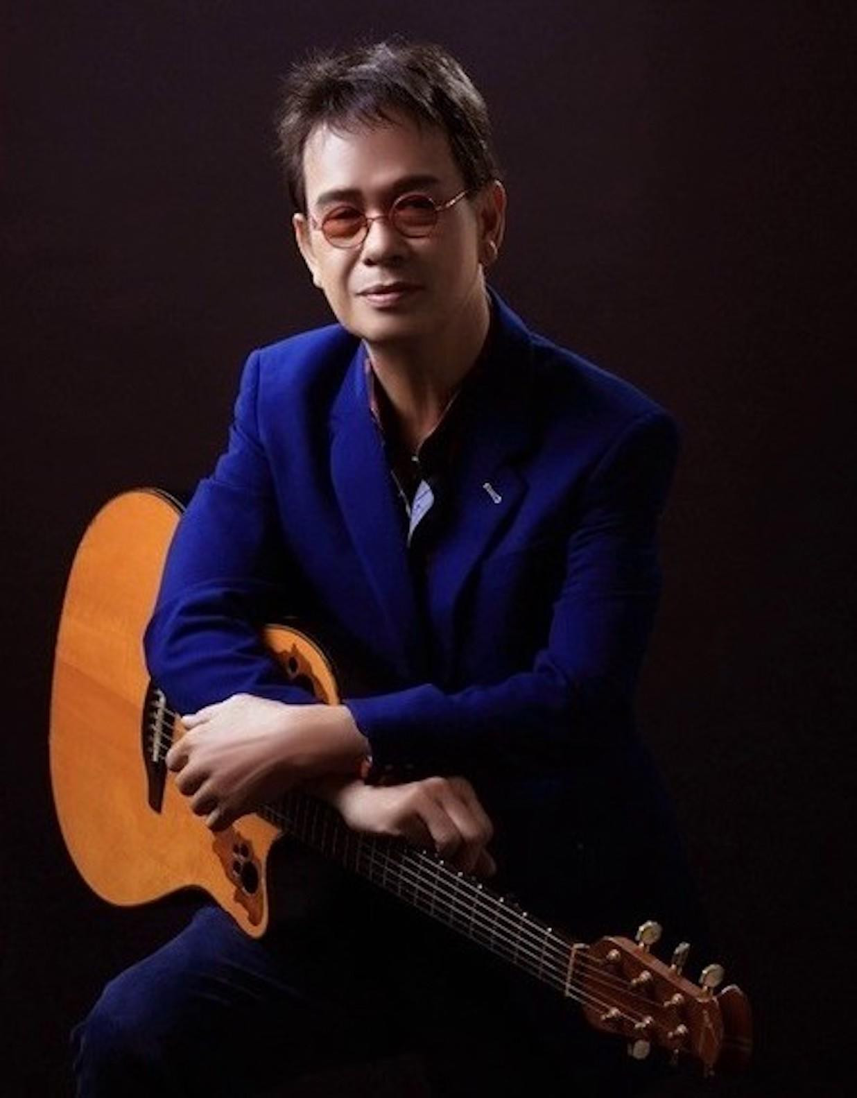 Đức Huy vẫn trẻ trung, tràn đầy năng lượng sống