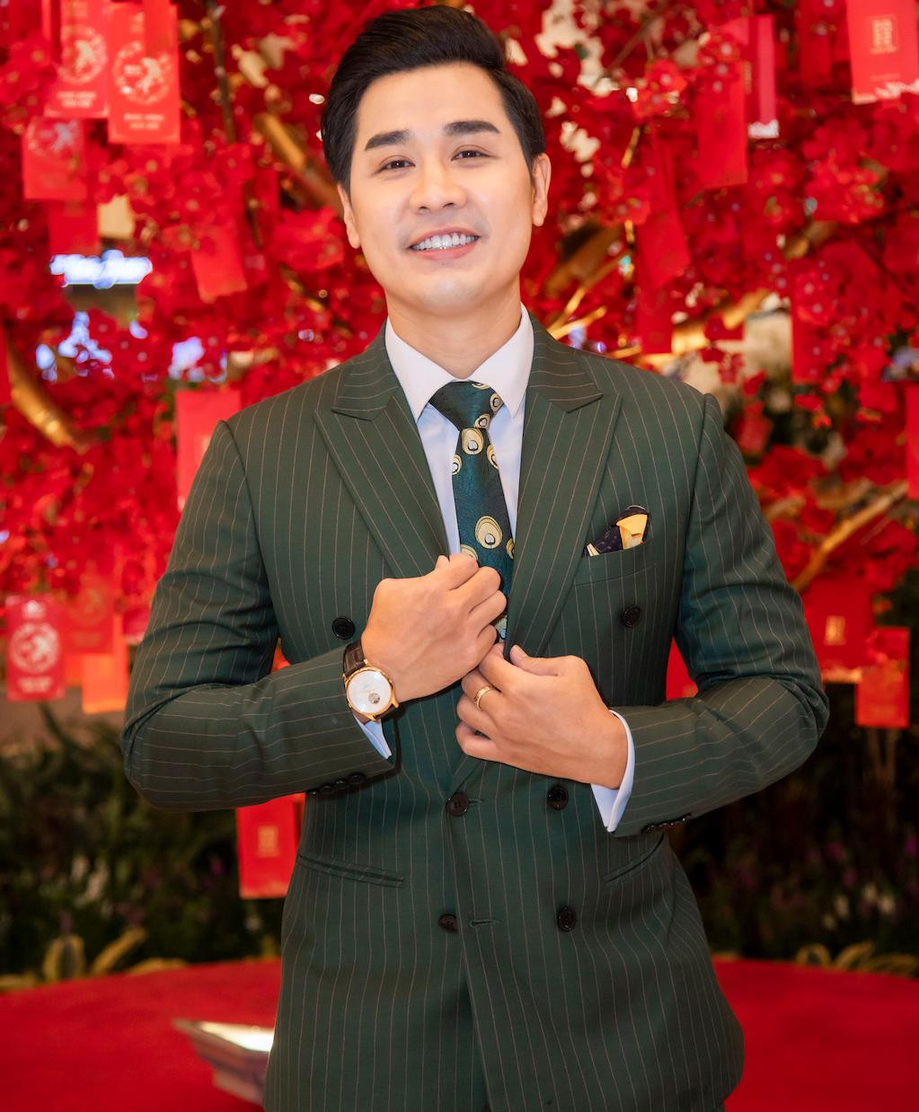 MC Nguyên Khang