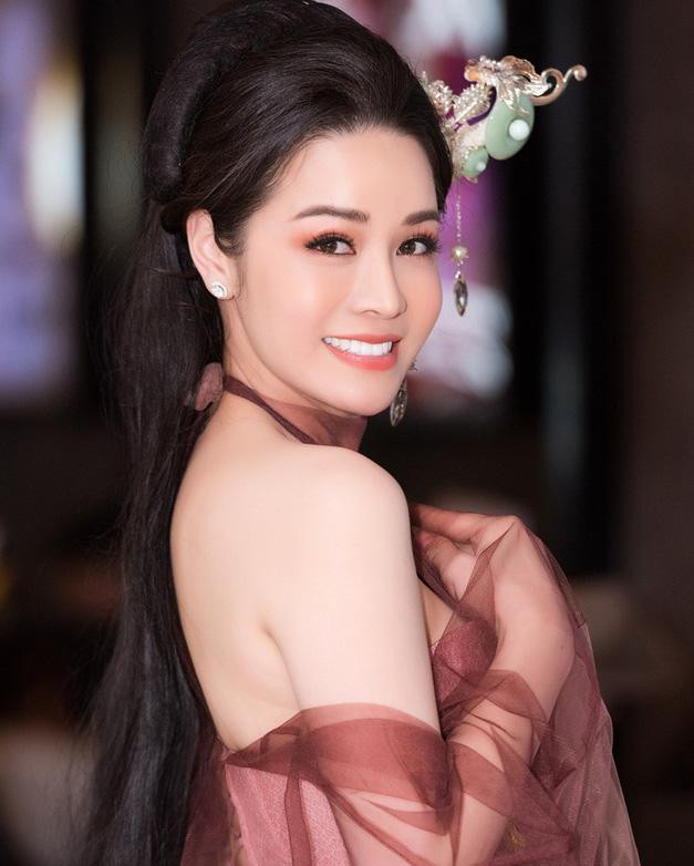 Diễn viên Nhật Kim Anh