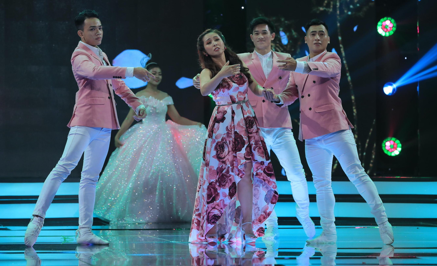 Ngọc Liên trong ca khúc "Nỗi niềm" tại chương trình "Đời nghệ sỹ"