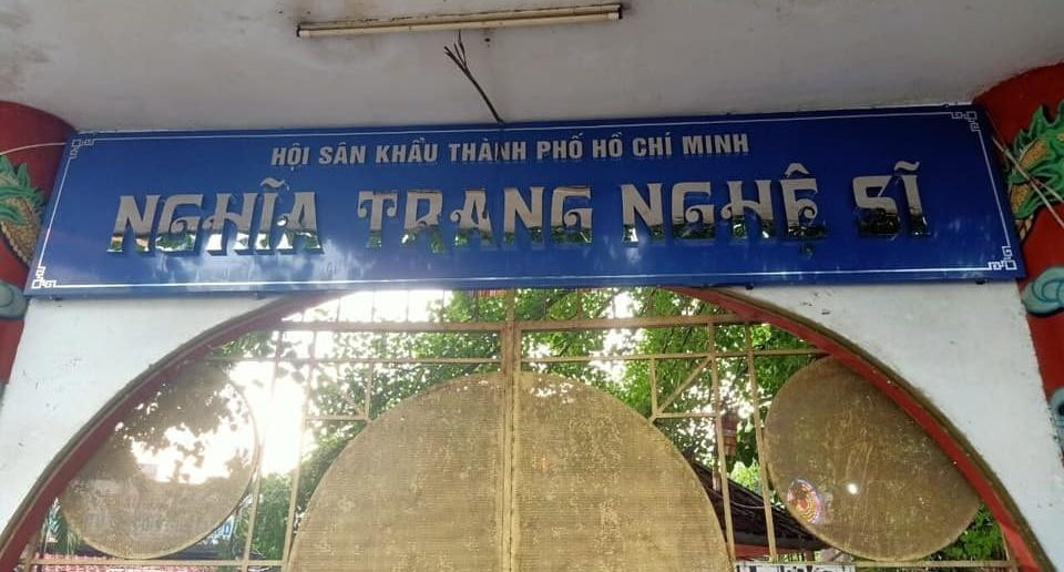 Tấm bảng mới đã gây xôn xao dư luận trong thời gian vừa qua