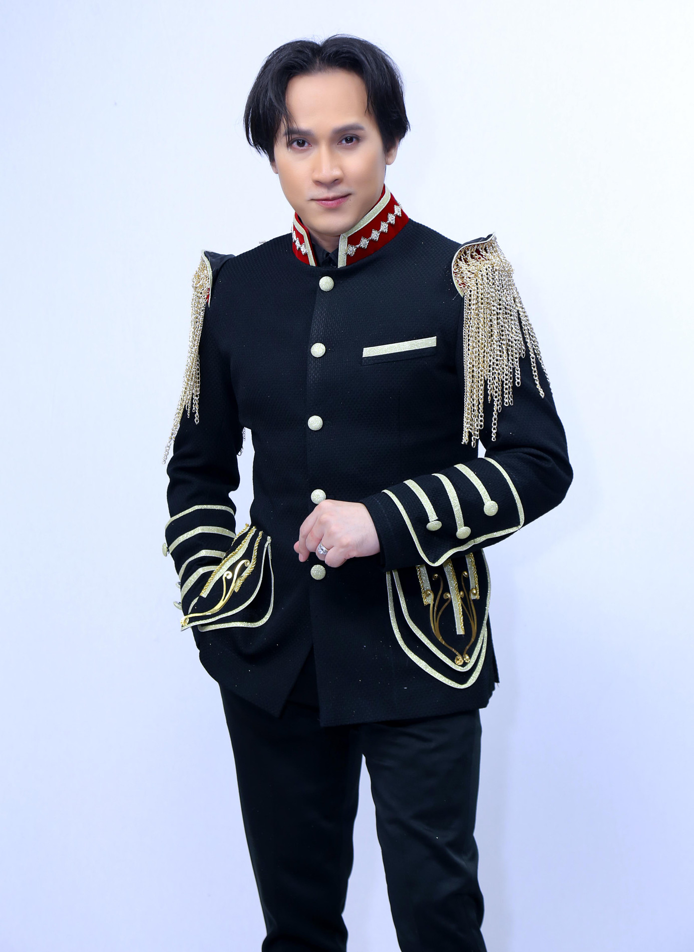 Ca sỹ Nguyên Vũ Ca sỹ Nguyên Vũ