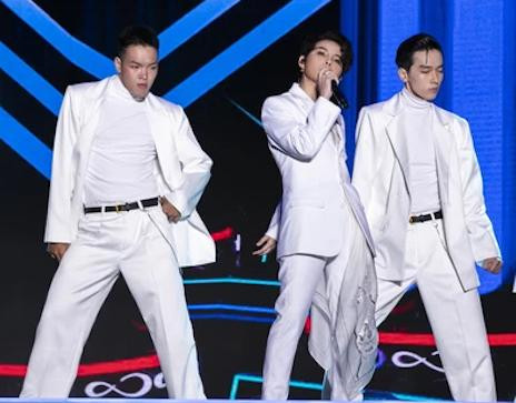 Vũ Cát Tường trình diễn tại Asia Song Festival tại Ulsan- Hàn Quốc (Ảnh minh hoạ)
