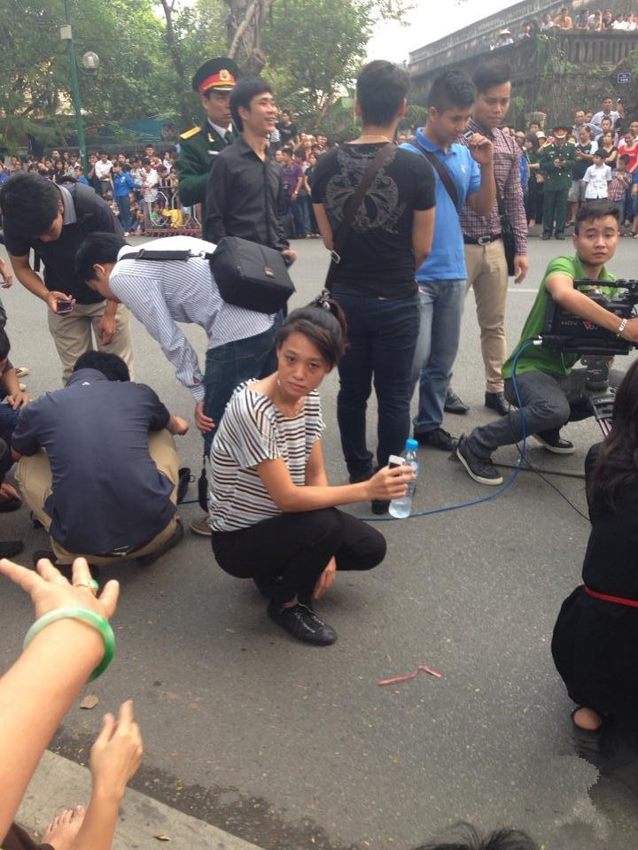 Đây là kiểu 'tạo dáng' cận cảnh. Ảnh: FB Đây là kiểu 'tạo dáng' cận cảnh