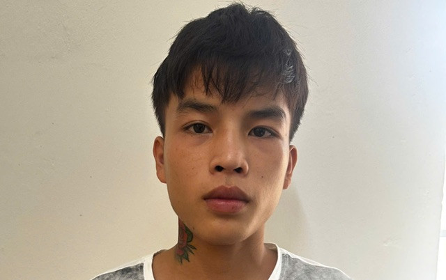 Hà Văn Đoàn chém bạn nhậu vì xin thanh toán tiền về trước nhưng không được chấp nhận Hà Văn Đoàn chém bạn nhậu vì xin thanh toán tiền về trước nhưng không được chấp nhận