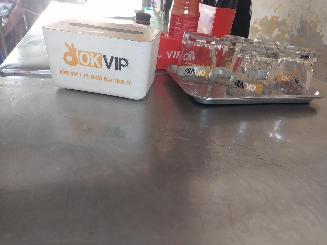 Logo và link dẫn đến các trang web cờ bạc trực tuyến xuất hiện khắp nơi ở TP Thanh Hóa