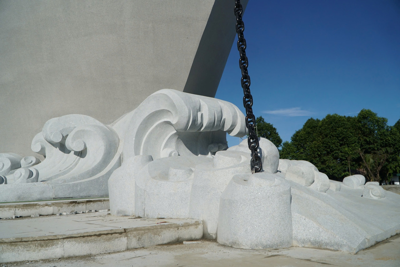 Dự kiến, lễ khánh thành công trình khu lưu niệm đồng bào, cán bộ, chiến sỹ và học sinh miền Nam tập kết ra Bắc diễn ra vào ngày 27/10/2024. Dự kiến, lễ khánh thành công trình khu lưu niệm đồng bào, cán bộ, chiến sỹ và học sinh miền Nam tập kết ra Bắc diễn ra vào ngày 27/10/2024.