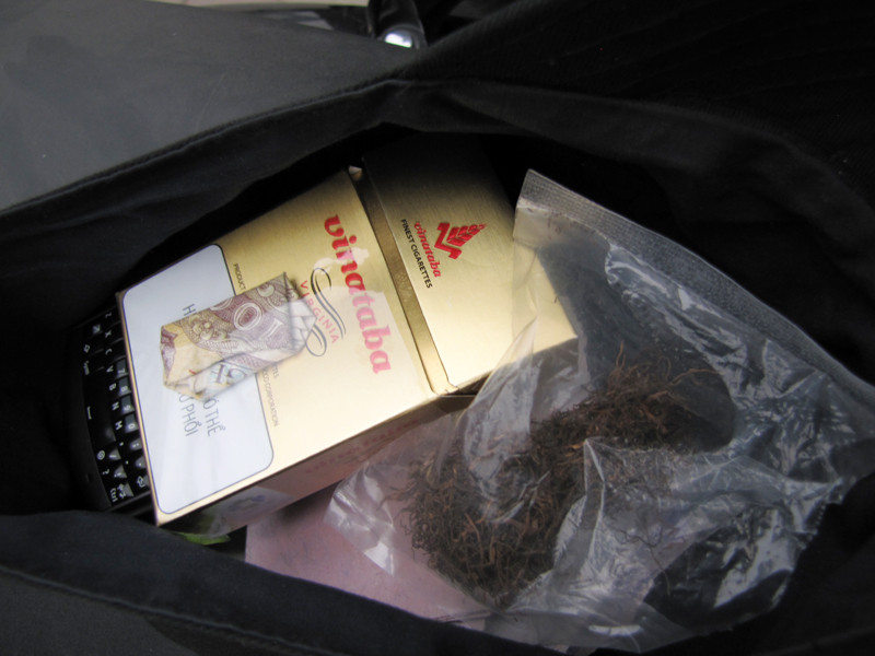 Tang vật của Lưu Quang Anh. Ảnh: Tuấn Nguyễn. Tang vật của Lưu Quang Anh