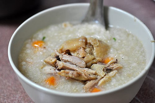 Cháo gà.
